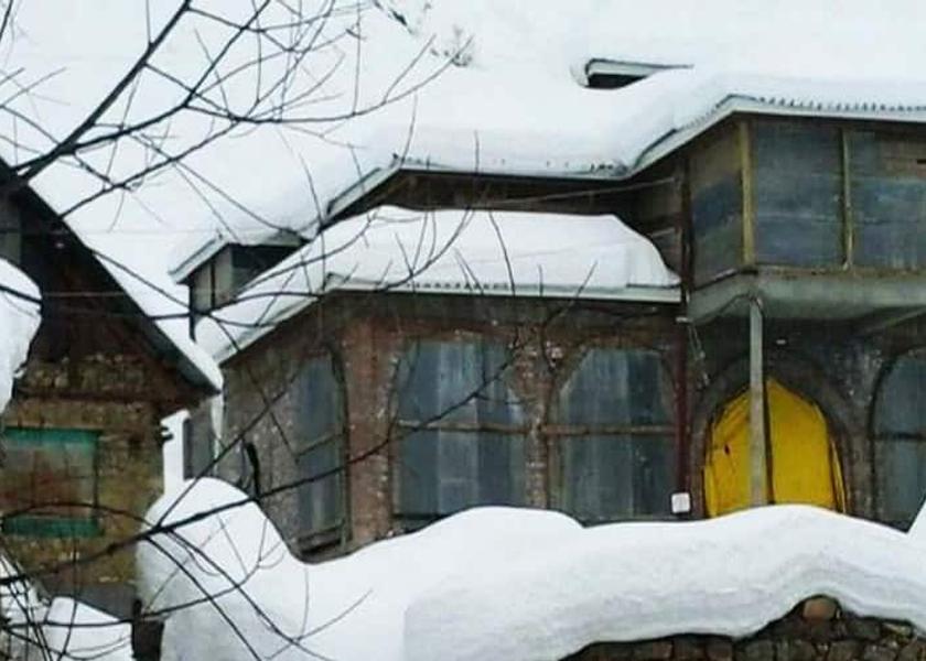 Jammu and Kashmir Sonamarg snow view